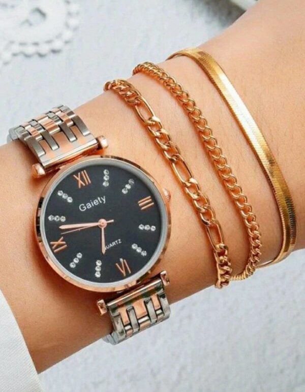 ساعة نسائية معدنية مرصعة بالماس مع ثلاث أساور Diamond Watch